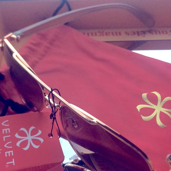 Velvet Trends Sunglasses Rose Gold Aviator Frames - Picture 7 of 7